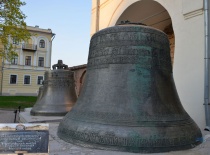 Праздничный колокол софийской звонницы (1059 г.)